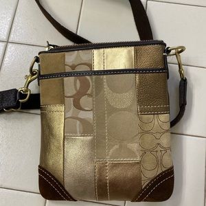 Coach authentic patches-tan cross body